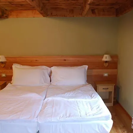 Casa Walser Отель *